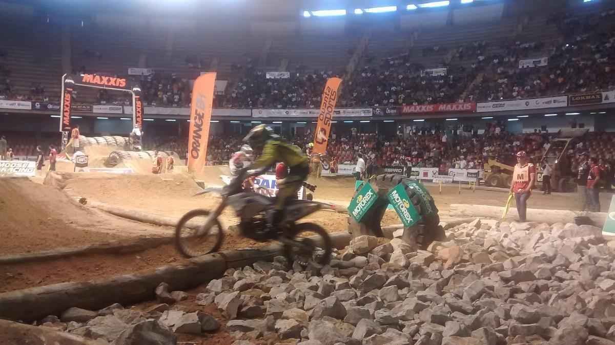Imagens do percurso e dos treinos livres do Mundial de Superenduro, no Ginsio Mineirinho, em BH