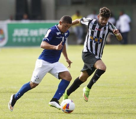 Fotos do jogo entre Tupi e Cruzeiro, em Juiz de Fora, pela quinta rodada do Campeonato Mineiro