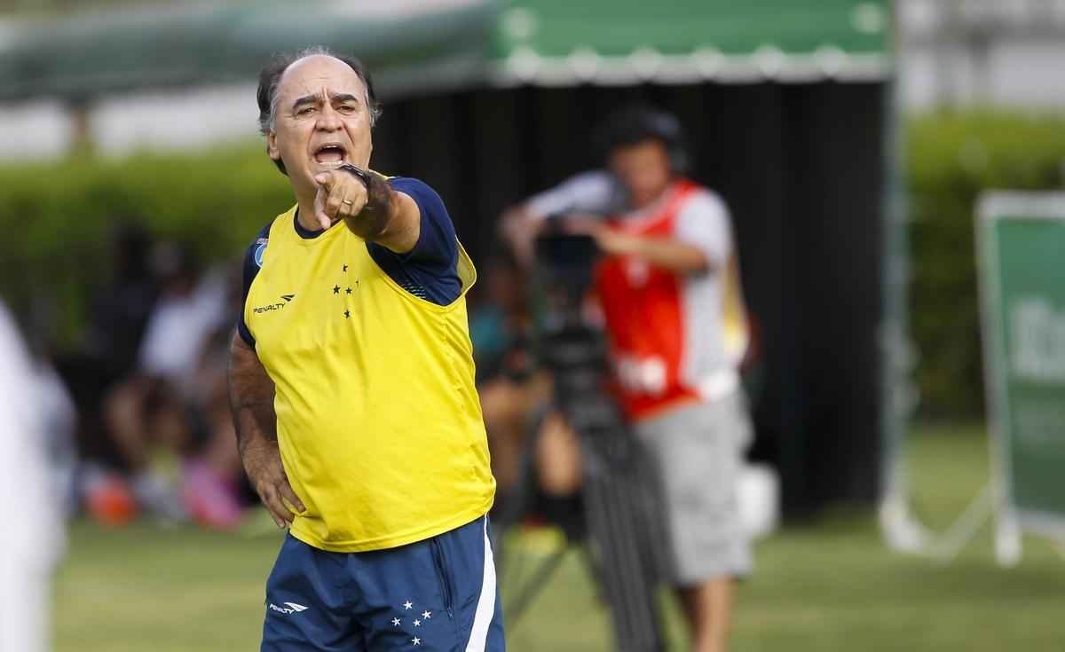 Fotos do jogo entre Tupi e Cruzeiro, em Juiz de Fora, pela quinta rodada do Campeonato Mineiro