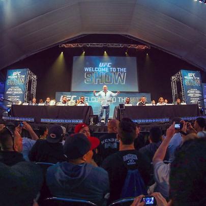 Fotos da super coletiva do UFC em Los Angeles - Coletiva foi mediada por Dana White