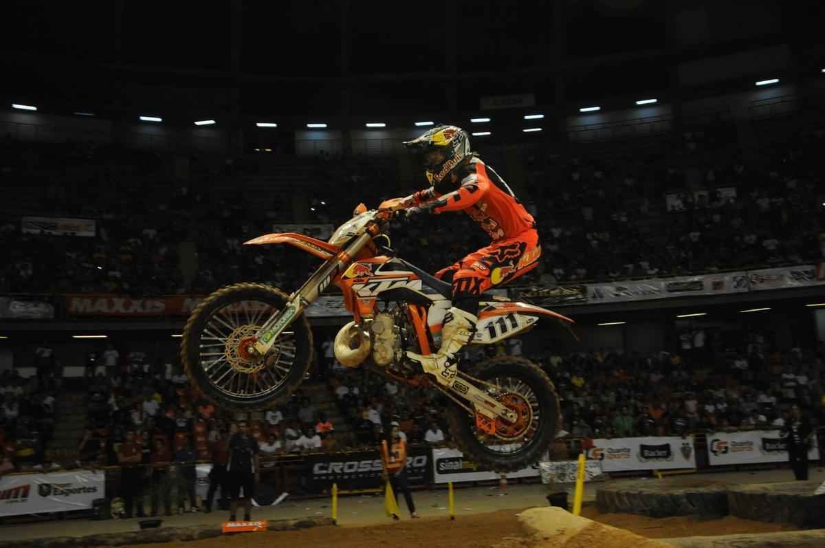 Imagens exclusivas da penltima etapa do Mundial de Superenduro, no Mineirinho, em BH