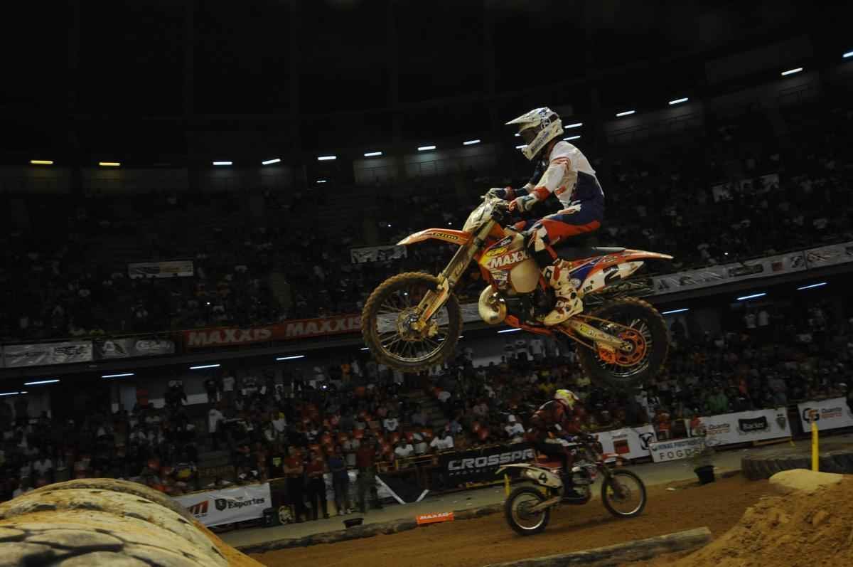 Imagens exclusivas da penltima etapa do Mundial de Superenduro, no Mineirinho, em BH