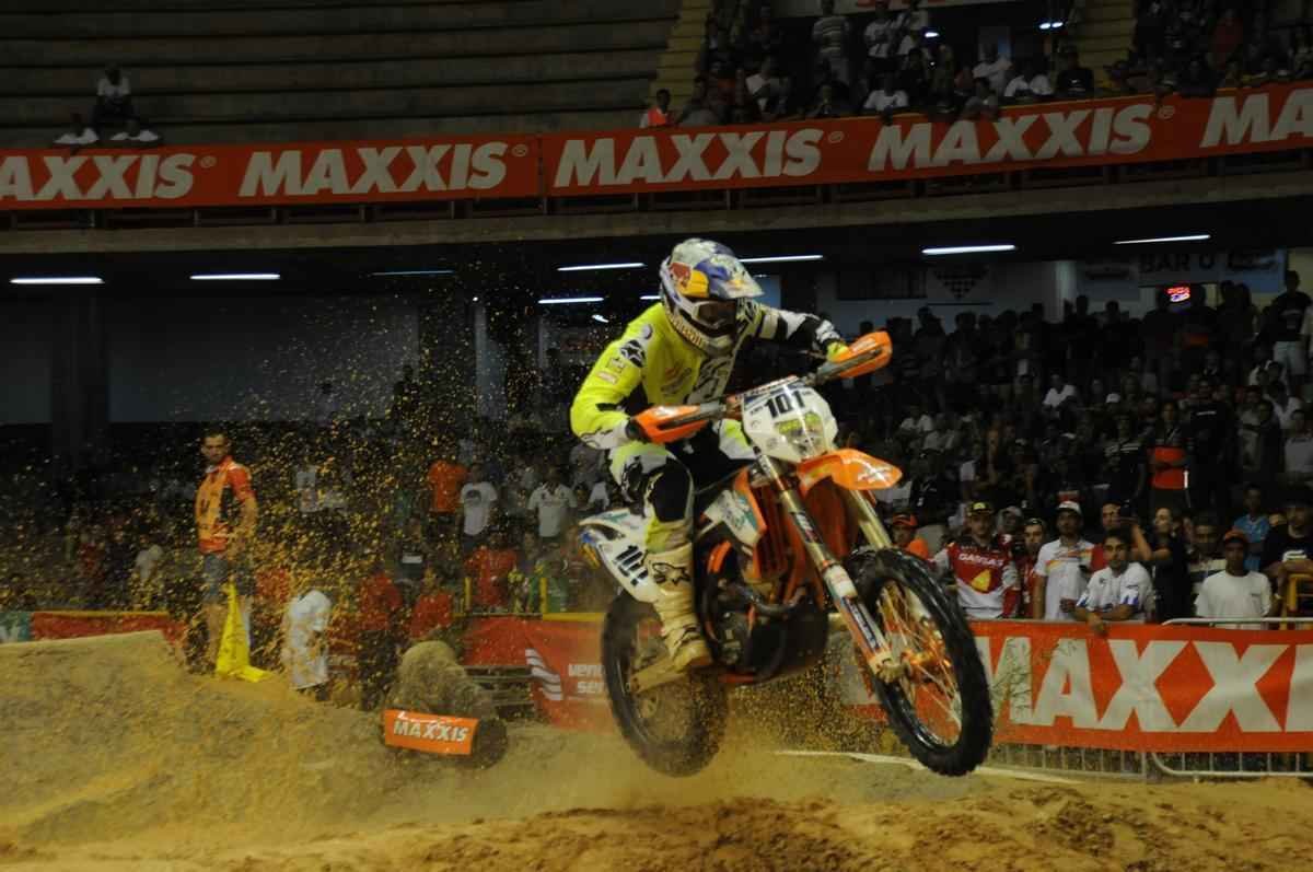 Imagens exclusivas da penltima etapa do Mundial de Superenduro, no Mineirinho, em BH