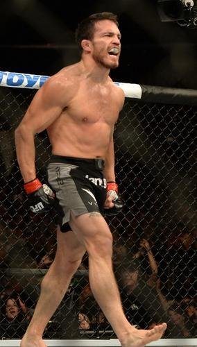 Imagens das lutas e bastidores do UFC 184, em Los Angeles - Jake Ellenberger (bermuda preta) venceu Josh Koscheck por finalizao (tringulo de mo) aos 4m20s do segundo round