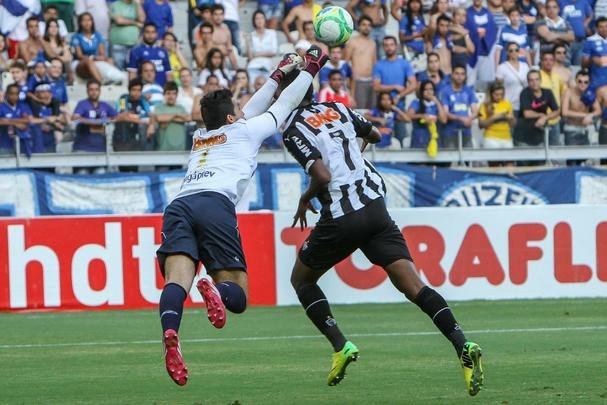 No segundo jogo da deciso, mais um empate em 0 a 0. O Cruzeiro se tornou campeo Mineiro