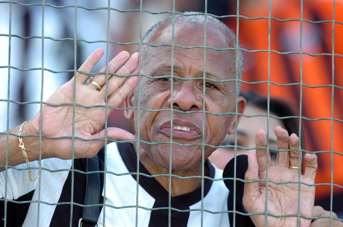 Ex-jogador Dad Maravilha, do Atltico e da Seleo Brasileira, completa 69 anos