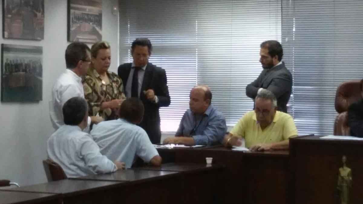 Reunio define diviso das duas torcidas no clssico entre Cruzeiro e Atltico