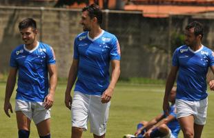 Cruzeiro jogar com Fbio; Mayke, Leo, Paulo Andr e Mena; Willians e Henrique; Marquinhos, De Arrascaeta e Willian; Leandro Damio