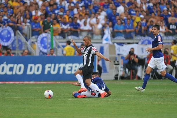 Imagens exclusivas do clssico entre Cruzeiro e Atltico, no Mineiro, pela sexta rodada do Mineiro