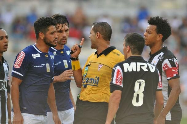 Imagens exclusivas do clssico entre Cruzeiro e Atltico, no Mineiro, pela sexta rodada do Mineiro