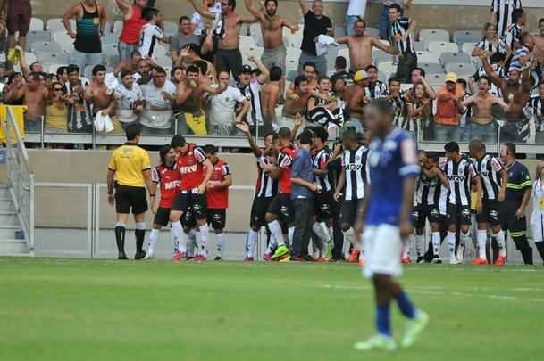 Fotos do clssico entre Cruzeiro e Atltico, no Mineiro, pela sexta rodada do Mineiro