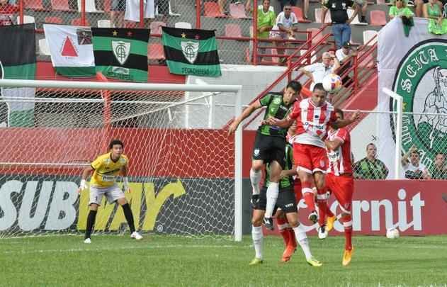 No Estádio Castor Cifuentes, em Nova Lima, Villa Nova e América empataram sem gols pela sexta rodada do Campeonato Mineiro