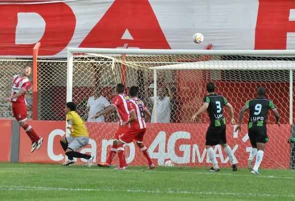 No Estádio Castor Cifuentes, em Nova Lima, Villa Nova e América empataram sem gols pela sexta rodada do Campeonato Mineiro