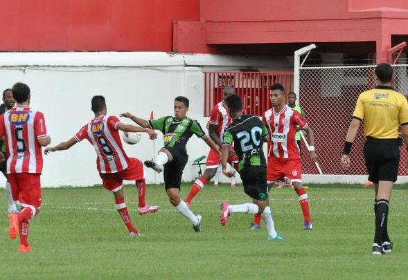 No Estádio Castor Cifuentes, em Nova Lima, Villa Nova e América empataram sem gols pela sexta rodada do Campeonato Mineiro