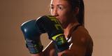 Imagens do treino aberto do UFC 185 - Carla Esparza, campe da categoria peso palha