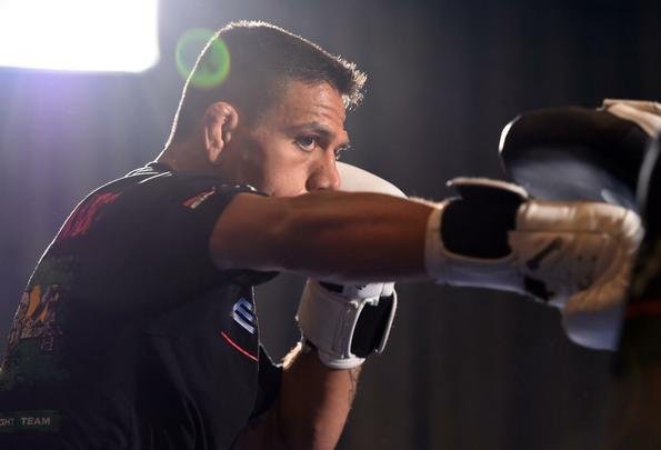 Imagens do treino aberto do UFC 185 - Rafael dos Anjos, desafiante ao cinturão dos leves