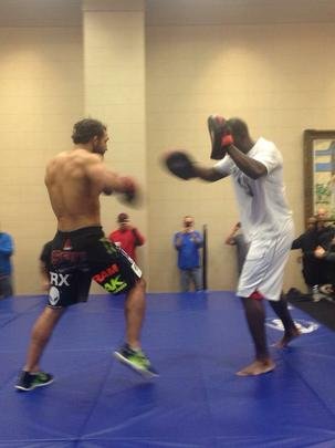 Imagens do treino aberto do UFC 185 - Johny Hendricks