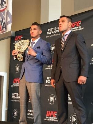 Fotos do Media Day do UFC 185, com coletivas e encaradas - Anthony Pettis e Rafael dos Anjos