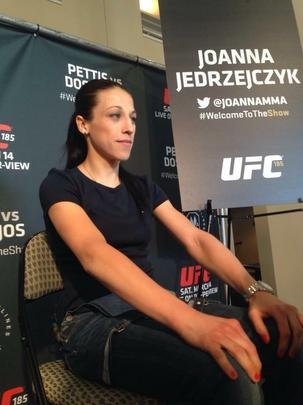 Fotos do Media Day do UFC 185, com coletivas e encaradas - Joanna Jedrzejczyk