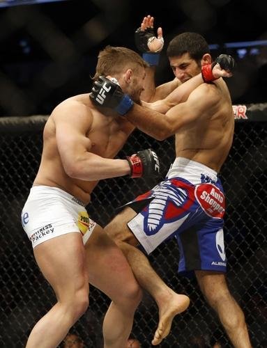 Imagens das lutas e bastidores do UFC 185, em Dallas - Beneil Dariush venceu Daron Cruickshank por finalizao no segundo round