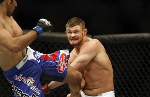 Imagens das lutas e bastidores do UFC 185, em Dallas - Beneil Dariush venceu Daron Cruickshank por finalizao no segundo round