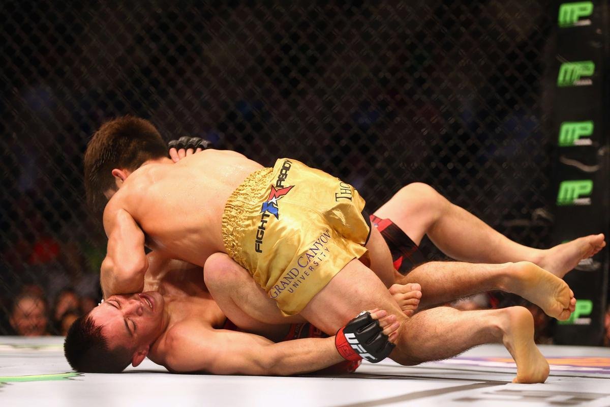 Imagens das lutas e bastidores do UFC 185, em Dallas - Henry Cejudo venceu Chris Cariaso por deciso unnime