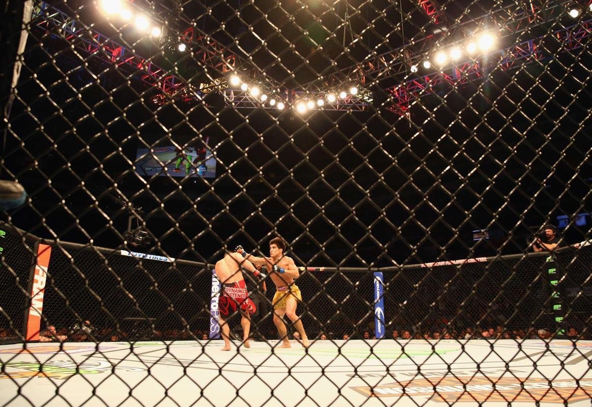 Imagens das lutas e bastidores do UFC 185, em Dallas - Henry Cejudo venceu Chris Cariaso por deciso unnime