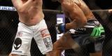 Imagens das lutas e bastidores do UFC 185, em Dallas - Alistair Overeem (bermuda preta) venceu Roy Nelson por deciso unnime