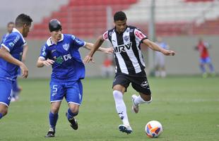 Imagens de Atltico x URT no Independncia, pelo Campeonato Mineiro