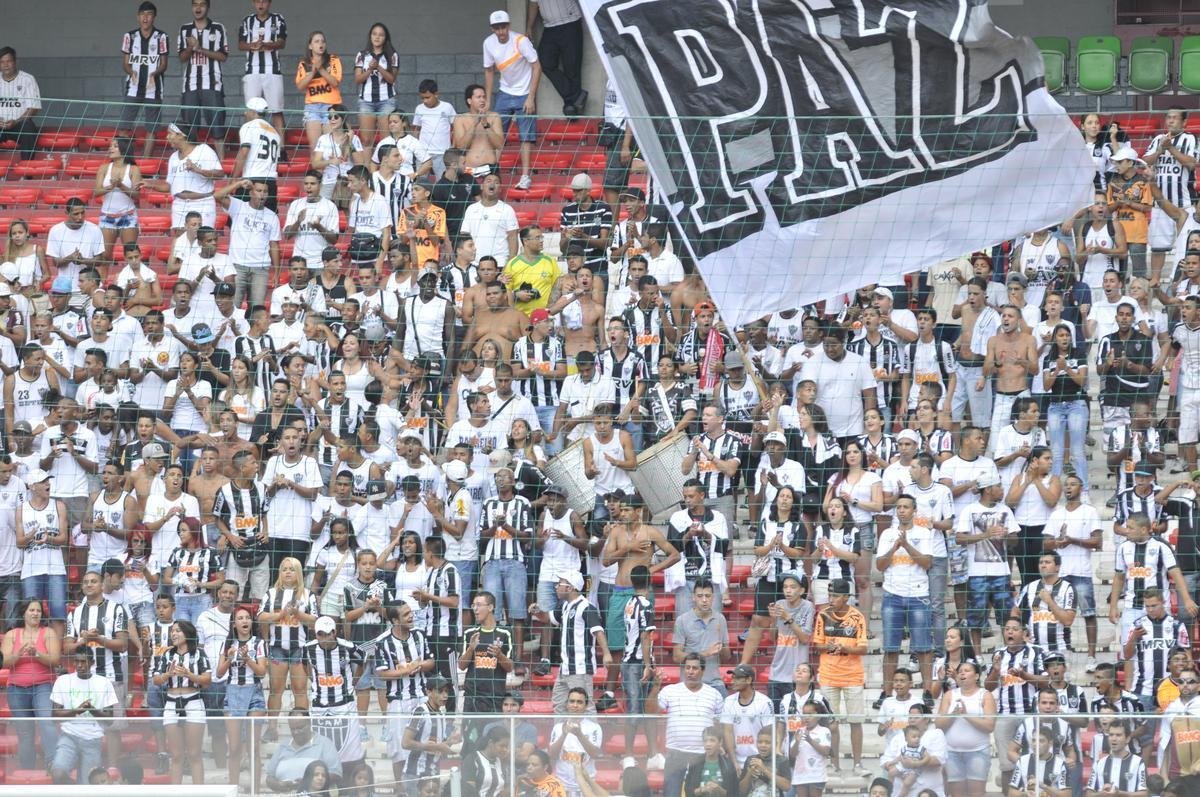 Imagens de Atltico x URT no Independncia, pelo Campeonato Mineiro