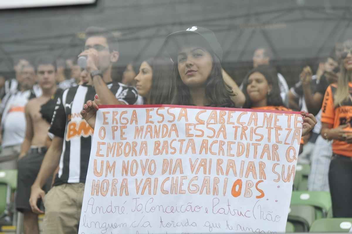 Imagens de Atltico x URT no Independncia, pelo Campeonato Mineiro