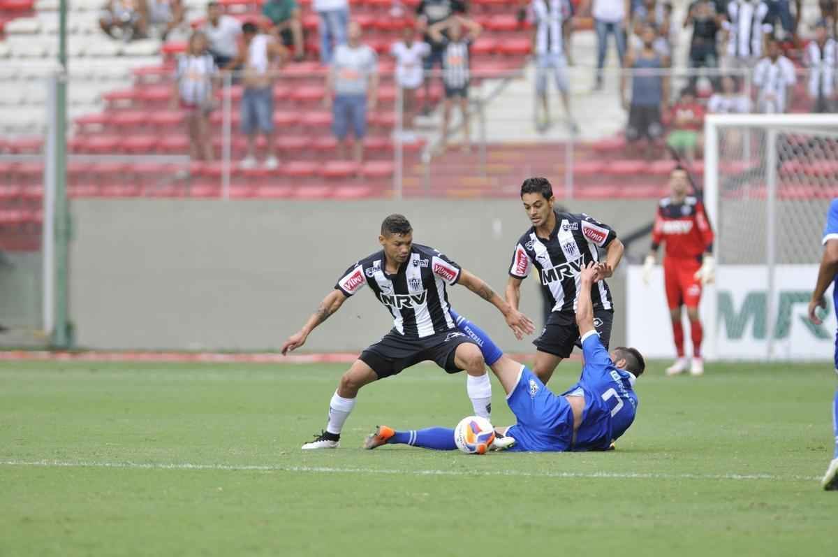 Imagens de Atltico x URT no Independncia, pelo Campeonato Mineiro