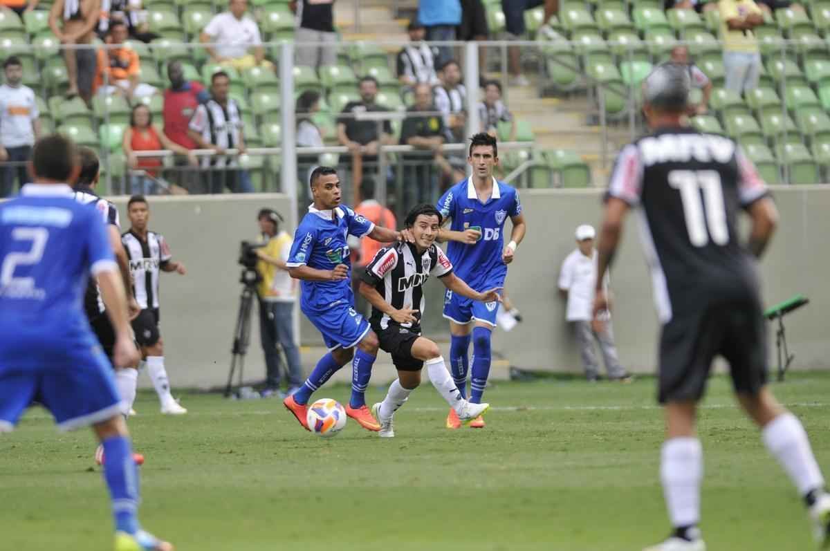 Imagens de Atltico x URT no Independncia, pelo Campeonato Mineiro