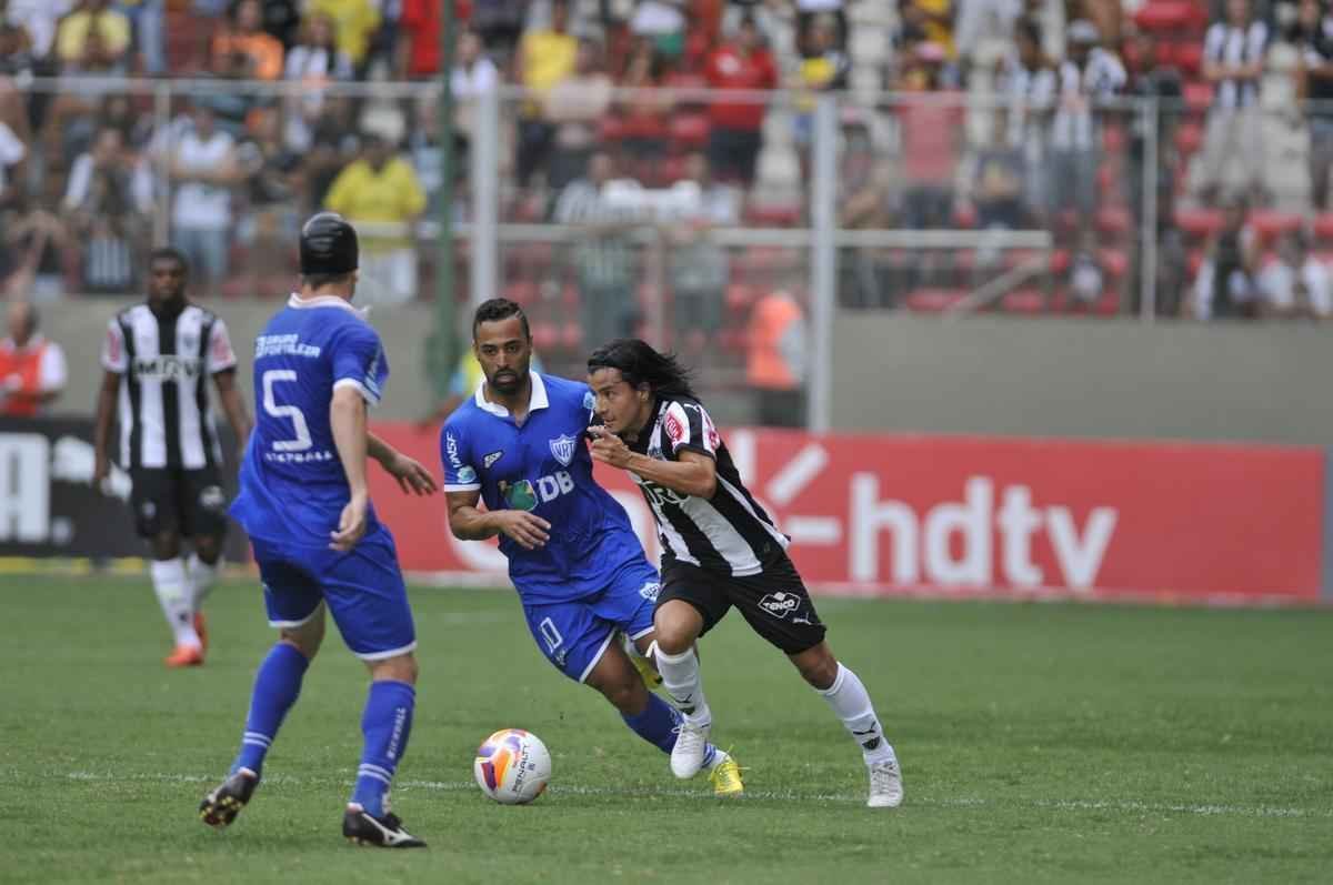 Imagens de Atltico x URT no Independncia, pelo Campeonato Mineiro