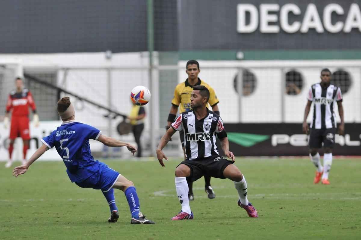 Imagens de Atltico x URT no Independncia, pelo Campeonato Mineiro