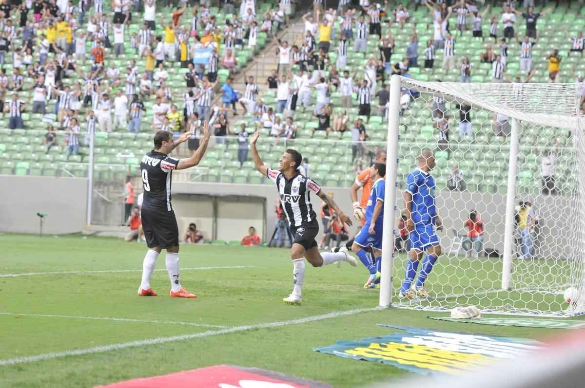 Imagens de Atltico x URT no Independncia, pelo Campeonato Mineiro