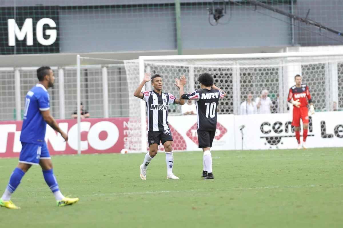 Imagens de Atltico x URT no Independncia, pelo Campeonato Mineiro