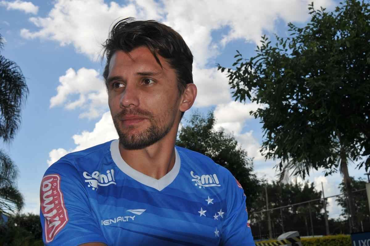 Imagens da entrevista exclusiva do Superesportes/EM com o zagueiro Paulo Andr, do Cruzeiro