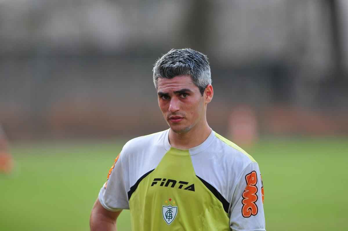 Rodrigo Heffner (lateral-direito) - passou razoavelmente pelo Coelho na temporada 2012, quando disputou 23 partidas. Aos 32 anos, joga pelo Cruzeiro-RS.