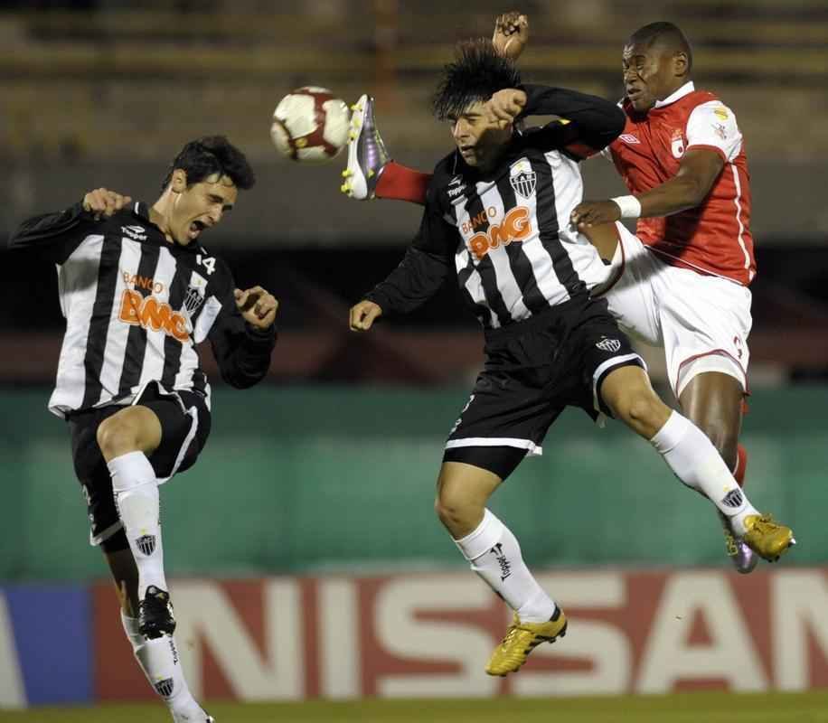 Em 2010, Galo perdeu por 1 a 0 para o Santa Fe, pela Copa Sul-Americana. O resultado classificou o Atlético, que venceu em Sete Lagoas por 2 a 0