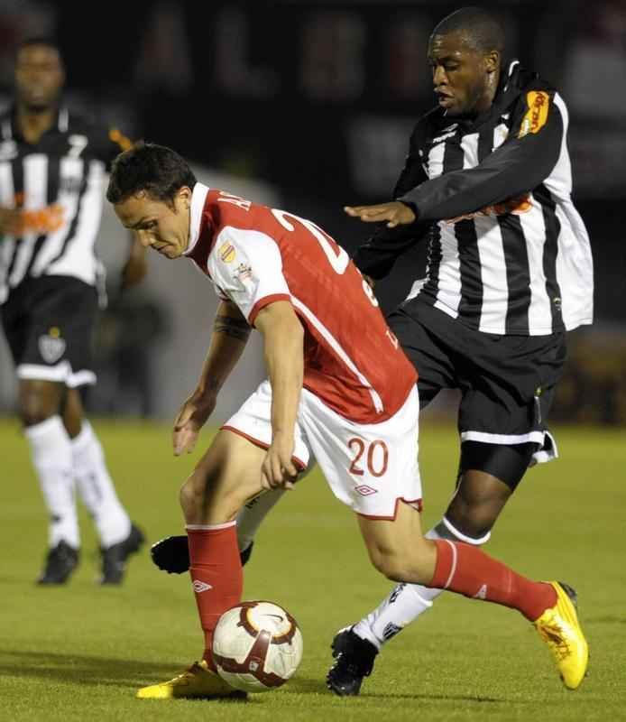 Em 2010, Galo perdeu por 1 a 0 para o Santa Fe, pela Copa Sul-Americana. O resultado classificou o Atlético, que venceu em Sete Lagoas por 2 a 0
