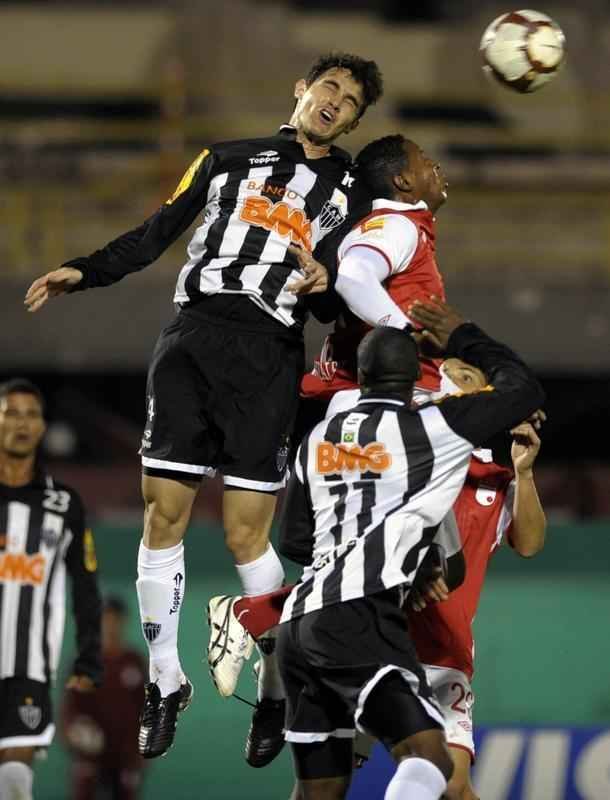 Em 2010, Galo perdeu por 1 a 0 para o Santa Fe, pela Copa Sul-Americana. O resultado classificou o Atlético, que venceu em Sete Lagoas por 2 a 0