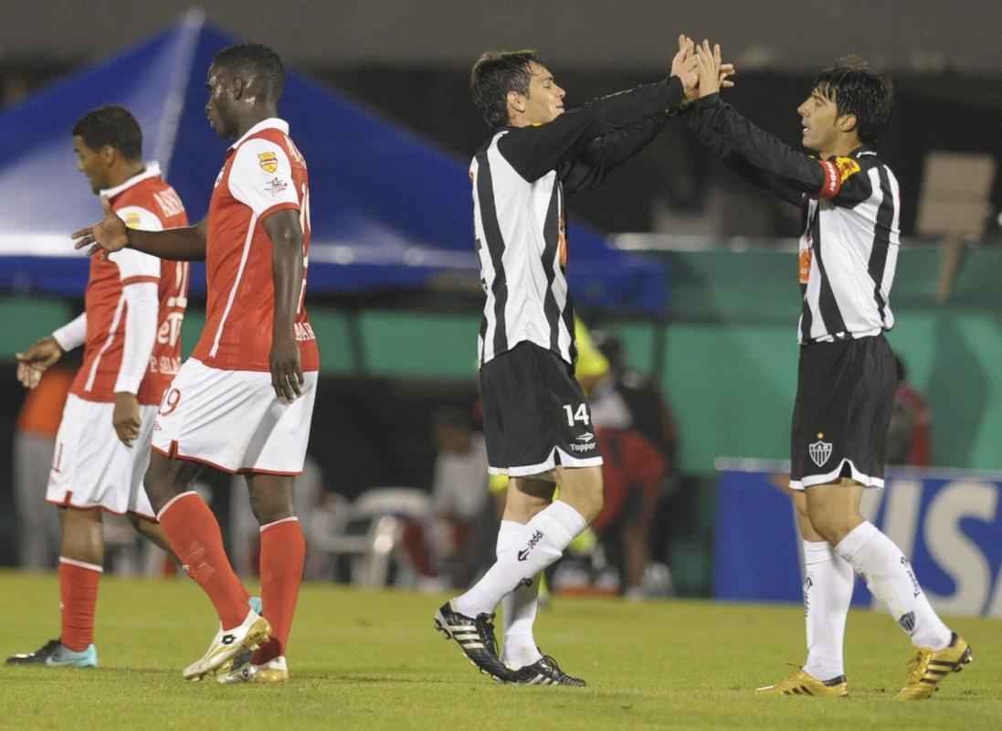Em 2010, Galo perdeu por 1 a 0 para o Santa Fe, pela Copa Sul-Americana. O resultado classificou o Atlético, que venceu em Sete Lagoas por 2 a 0