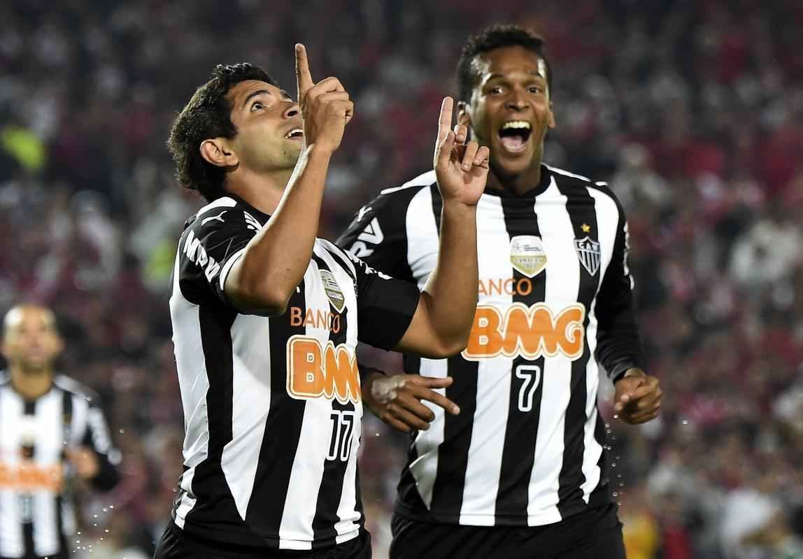 Em 2014, pela fase de grupos da Libertadores, o Atlético empatou em 1 a 1 com o Santa Fe. Guilherme abriu o placar para o Atlético