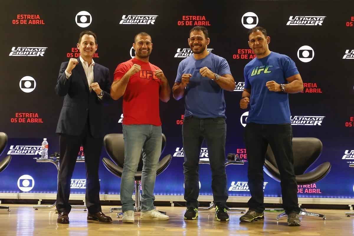 Lanamento da quarta temporada do TUF Brasil reuniu os treinadores das equipes, Mauricio Shogun e Rodrigo Minotauro, ao lado do auxiliar, o irmo Rogrio Minotouro 