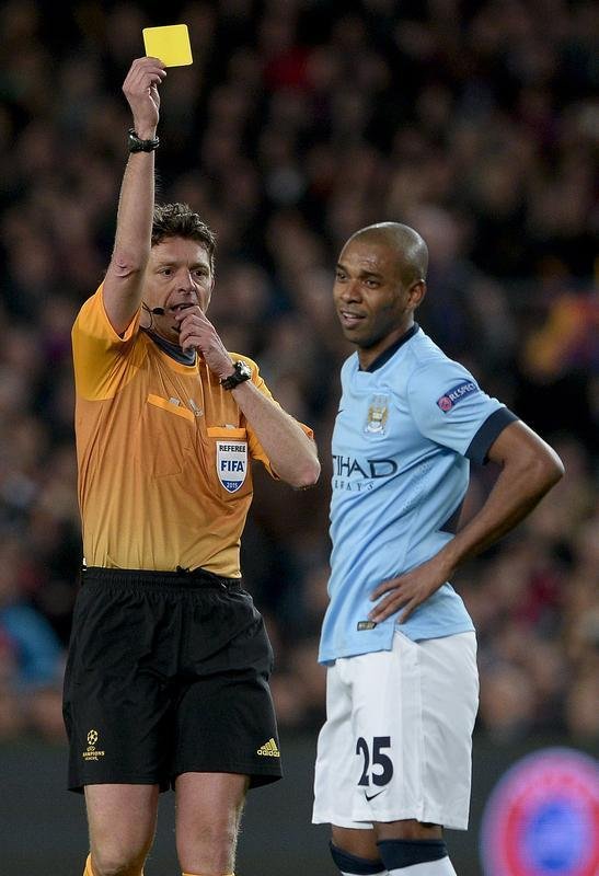 Imagens do duelo entre Barcelona e Manchester City, no Camp Nou, pela Liga dos Campees