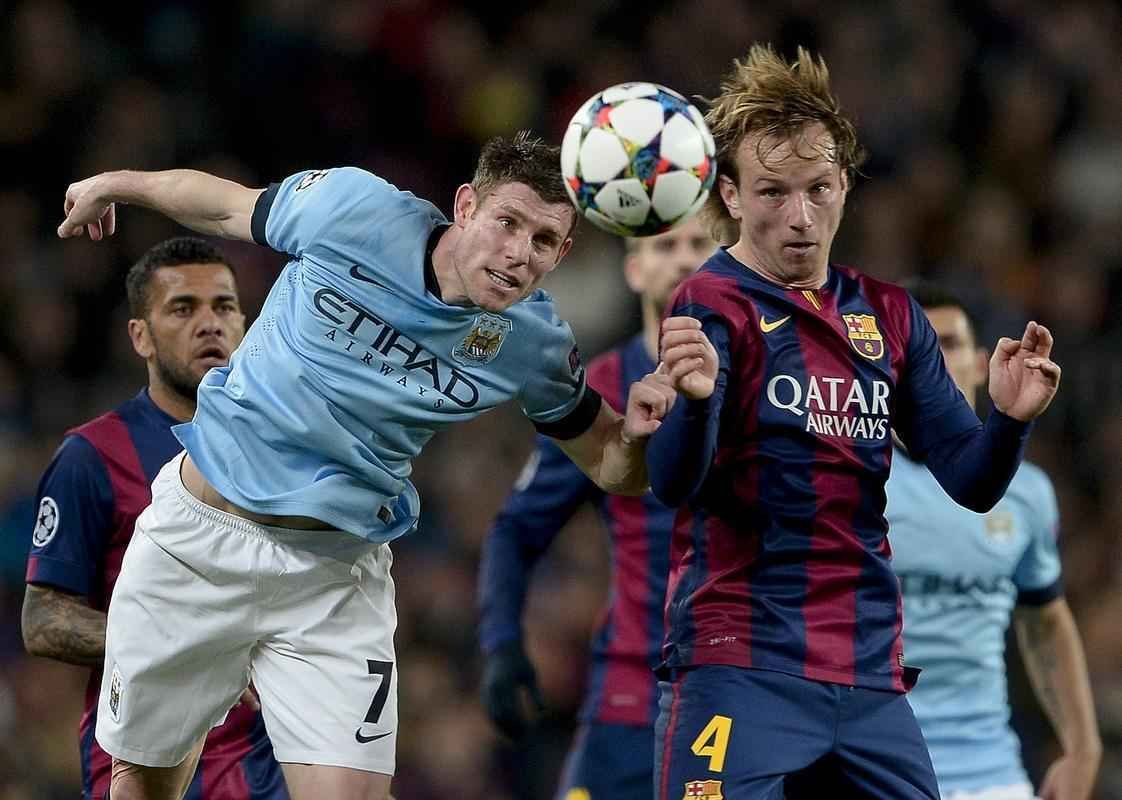 Imagens do duelo entre Barcelona e Manchester City, no Camp Nou, pela Liga dos Campees