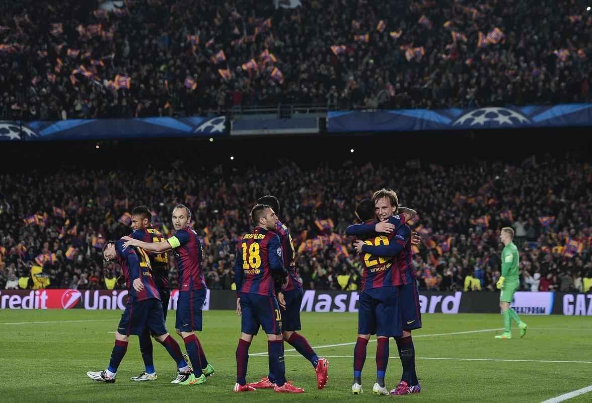 Imagens do duelo entre Barcelona e Manchester City, no Camp Nou, pela Liga dos Campees