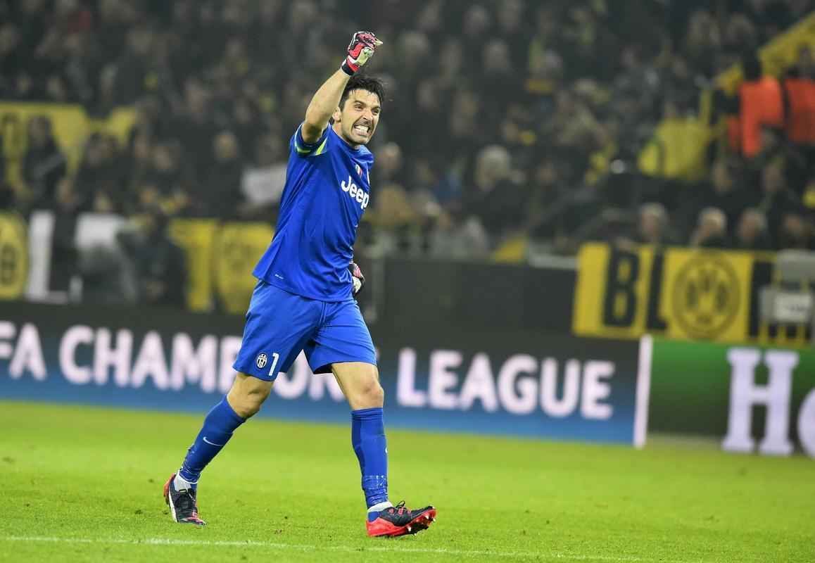 Imagens do duelo de volta das oitavas de final Liga dos Campees, entre Borussia e Juventus