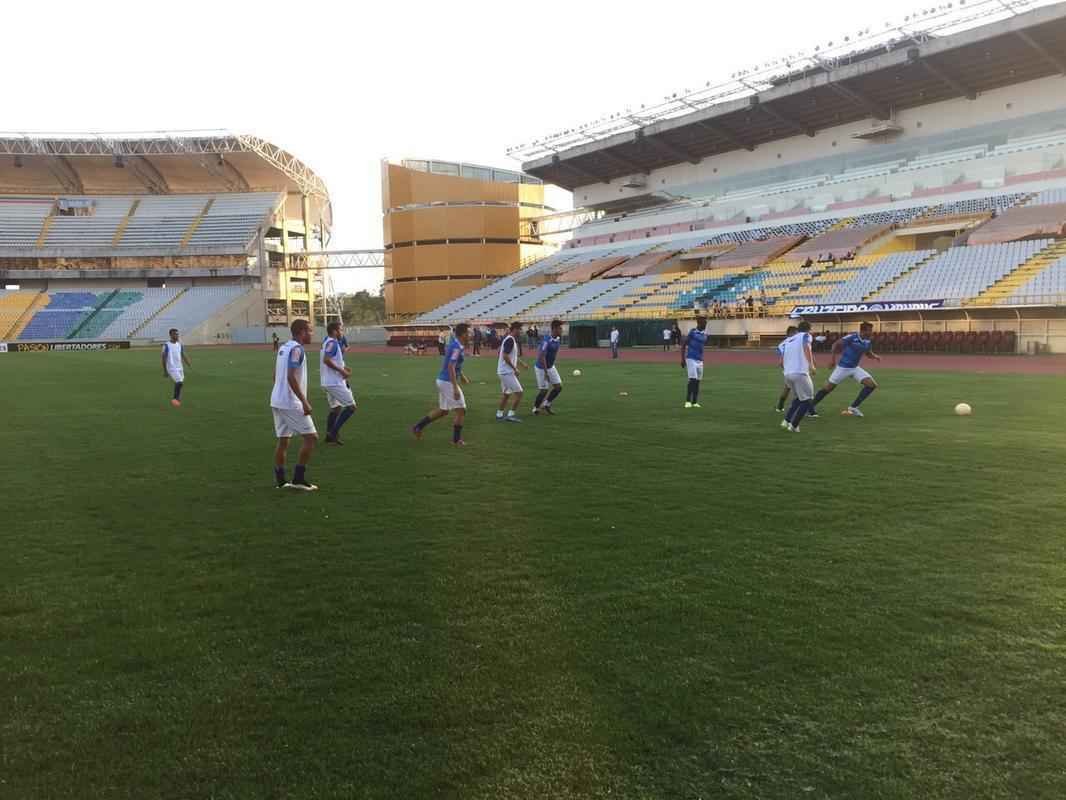 Cruzeiro treinou no moderno estdio Cachamay, local do jogo com o Mineros